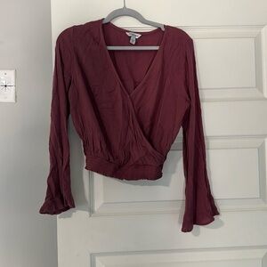 Long sleeve crop top